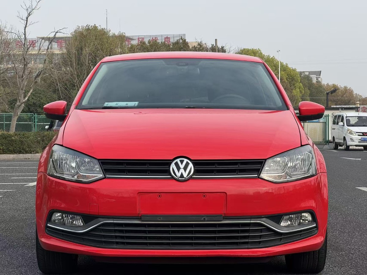 Volkswagen Polo 2015 #4 Volkswagen Polo 2015 изображение автомобиля #4