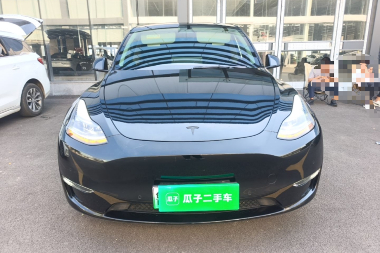 Tesla Model Y 2021 car image #3
