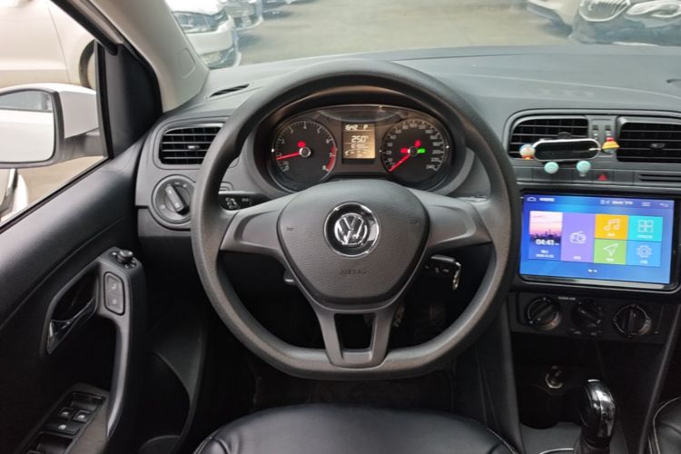 Volkswagen Polo 2016 #11 Volkswagen Polo 2016 car image #11