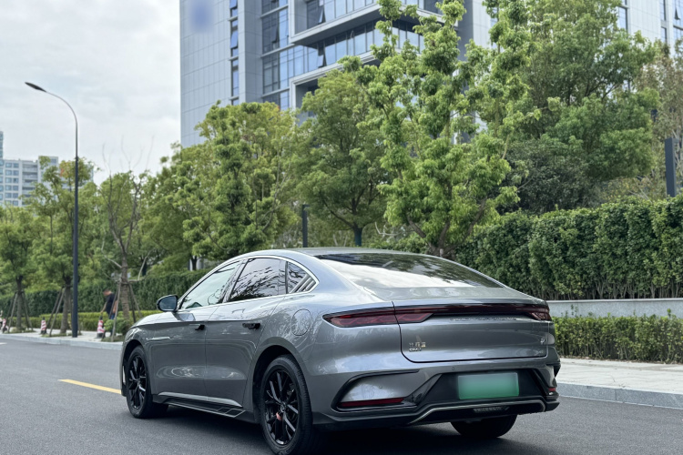 BYD Han 2024 immagine di auto #7