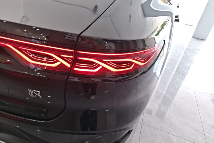 BYD Han 2024 car image #8