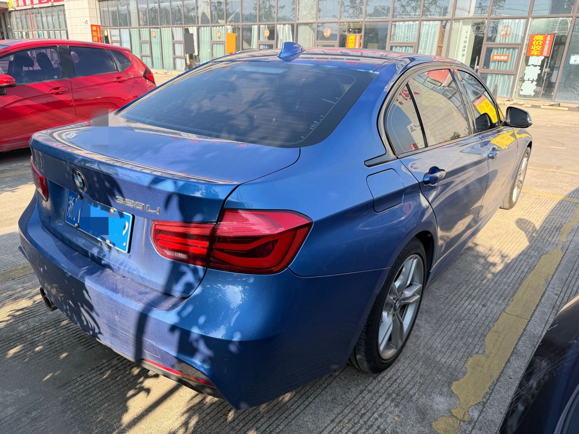 BMW 3 Series 2019 car image #7