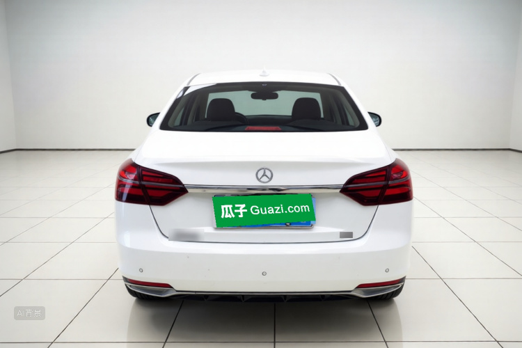 GEELY Emgrand 2019 car image #6