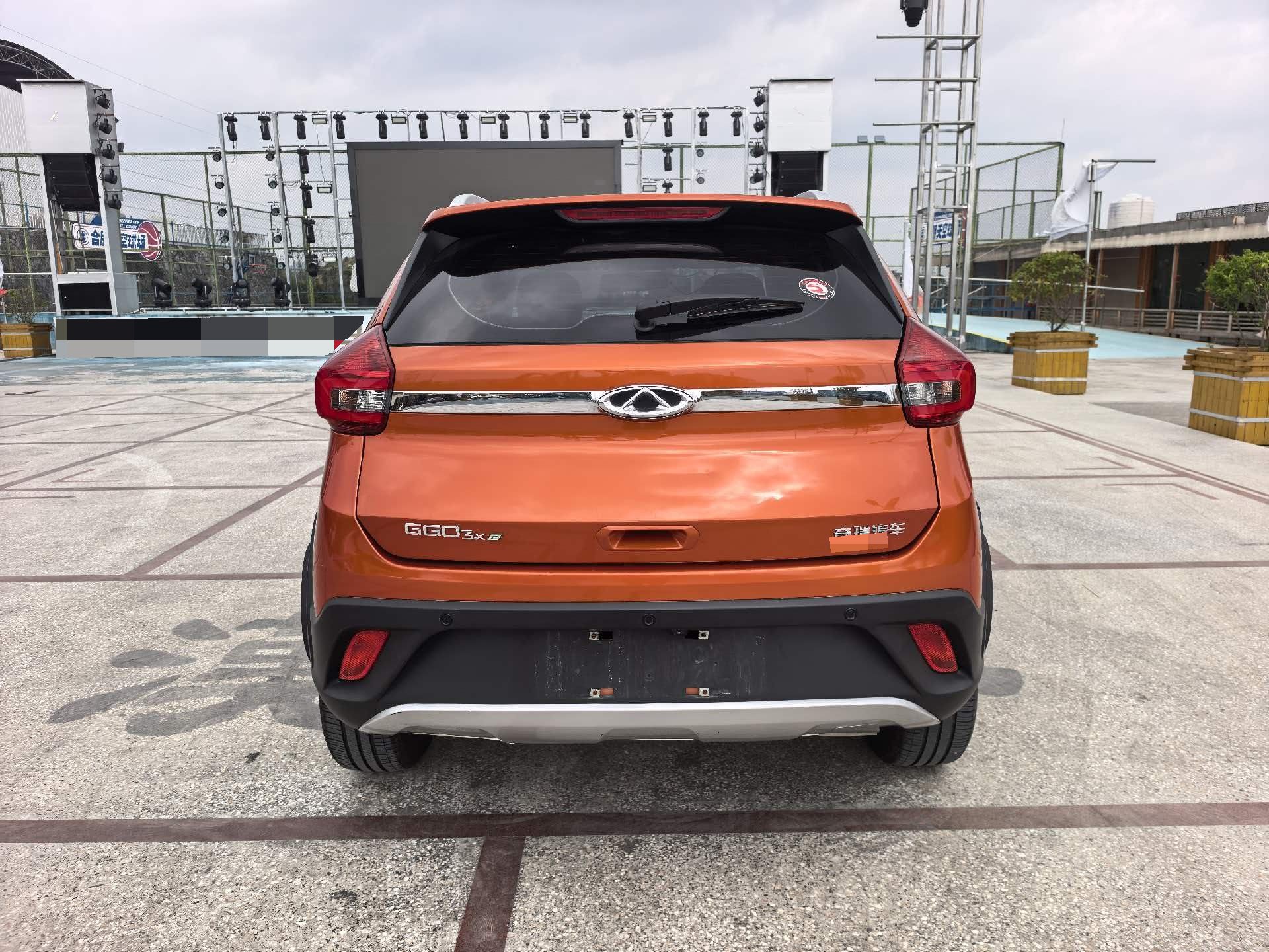 2018 car image #5