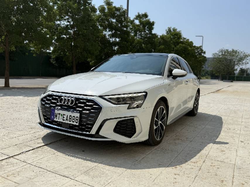 2022 2022 car image
