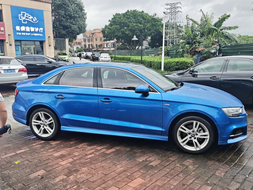 Audi A3 2021 car image #2