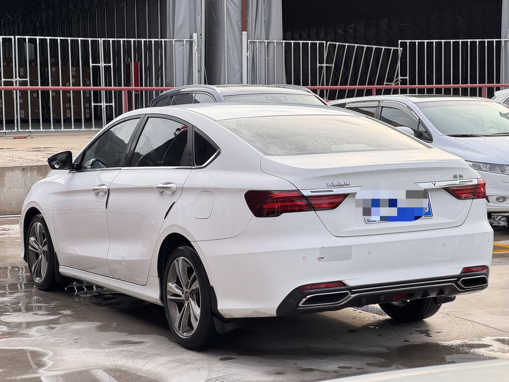 GEELY Binray 2018 car image #2