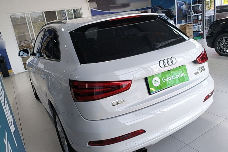 Audi Q3 2015 #5 Audi Q3 2015 car image #5