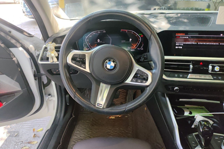 BMW 3 Series 2020 #12 BMW 3 Series 2020 car image #12