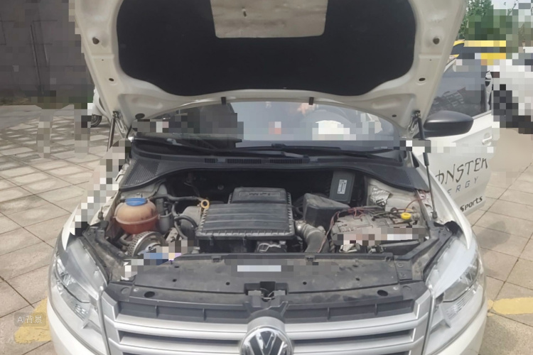 Volkswagen Santana 2015 صورة سيارة #22