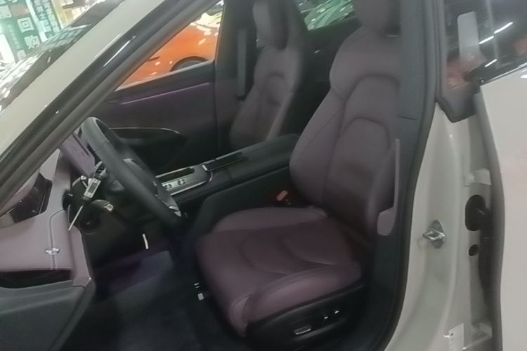 MI SU7 2025 car image #27