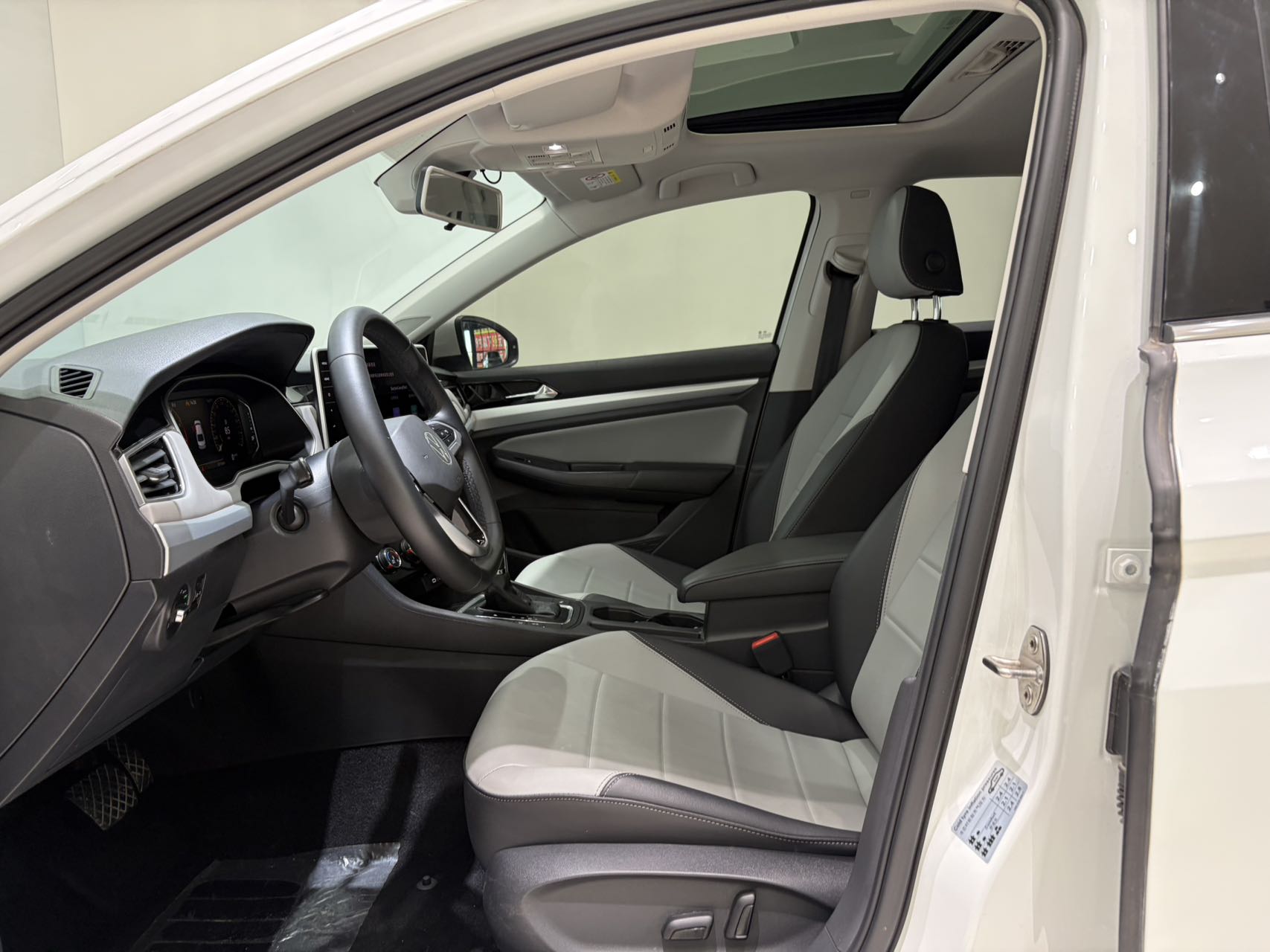 2022 #11 2022 car image #11