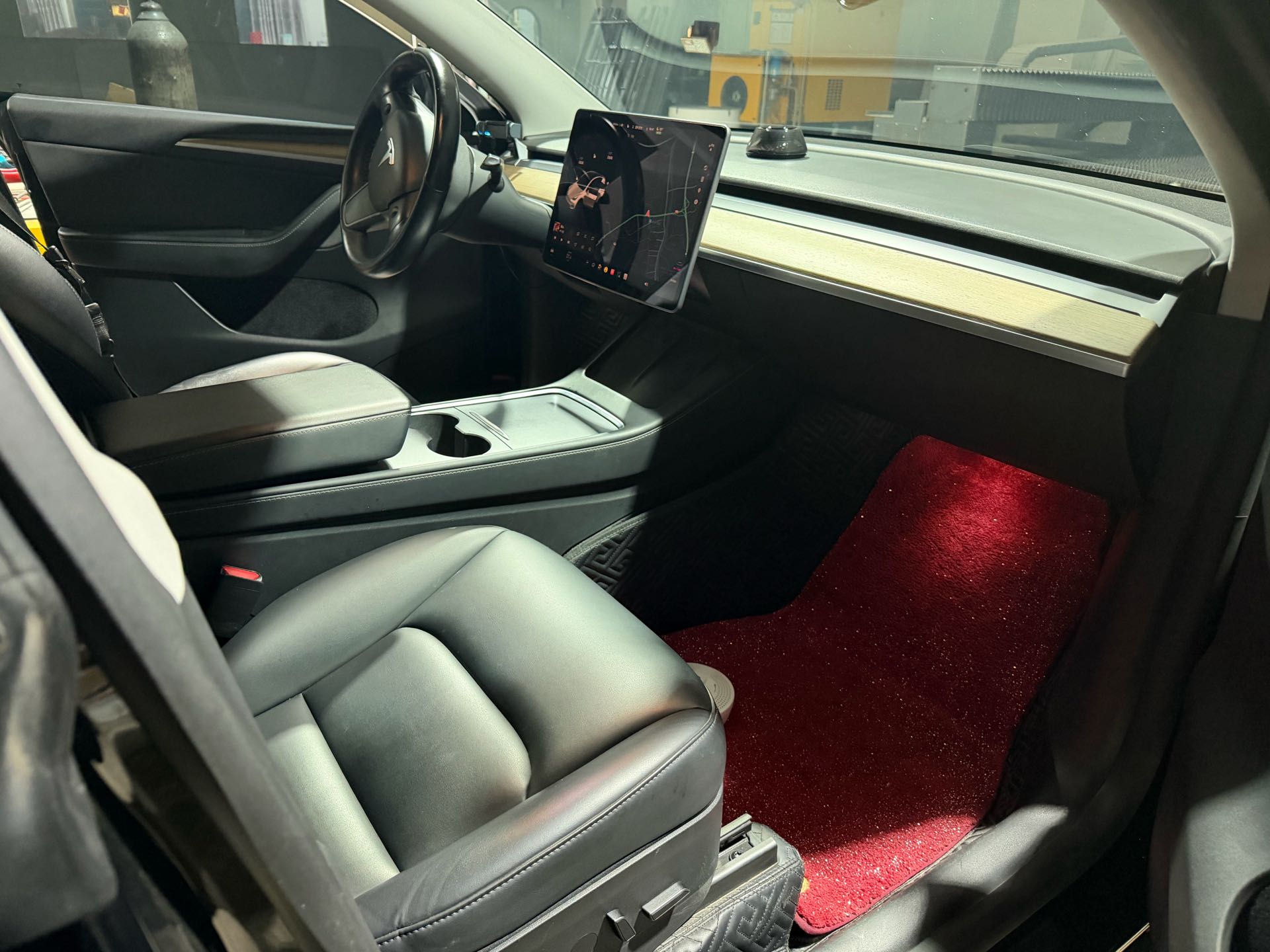 Tesla Model Y 2021 imagen de coche #5