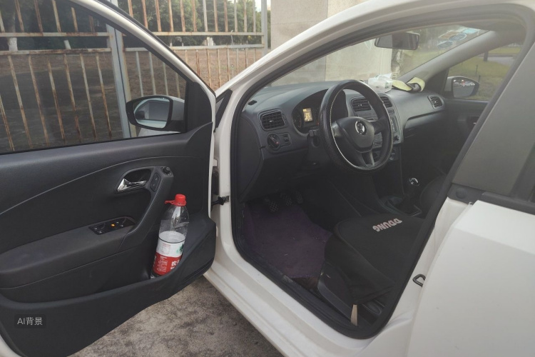 Volkswagen Polo 2016 #18 Volkswagen Polo 2016 car image #18
