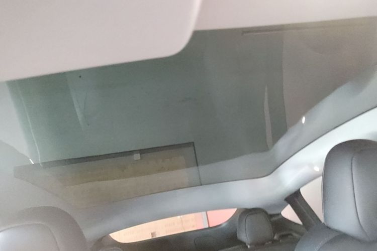 Tesla Model Y 2024 #18 Tesla Model Y 2024 car image #18