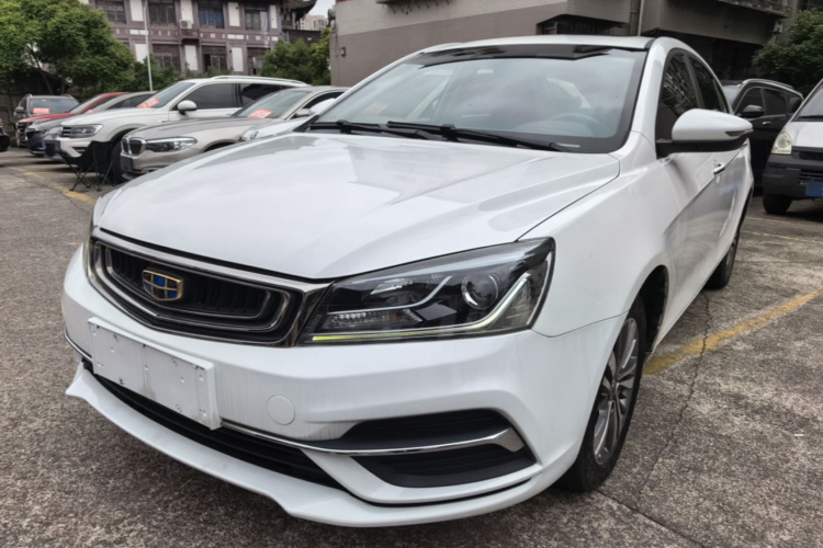 GEELY Emgrand 2018 car image #2