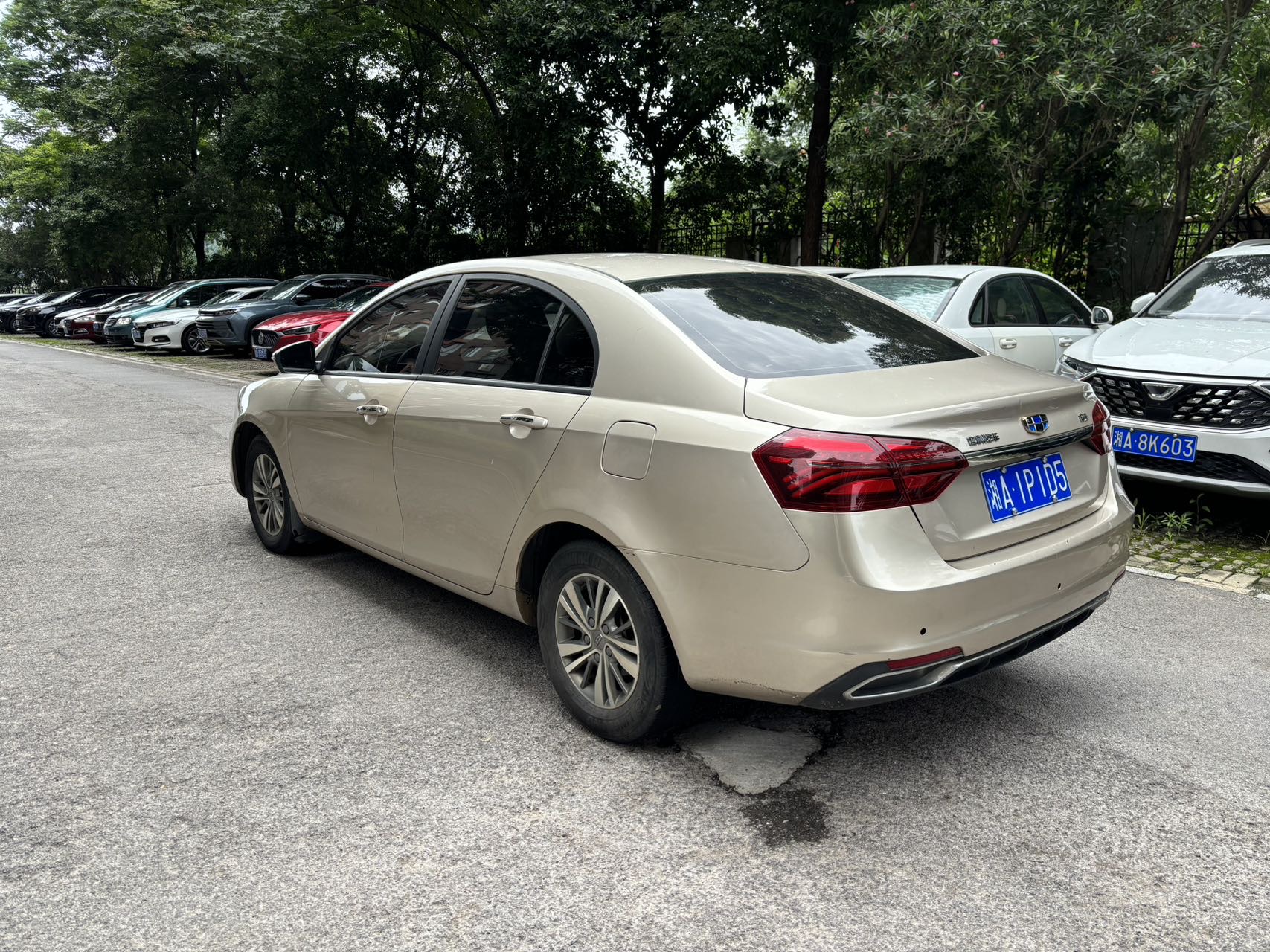 GEELY Emgrand 2019 #8 GEELY Emgrand 2019 car image #8