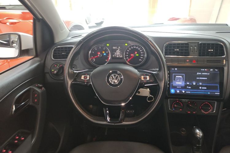 Volkswagen Polo 2017 #11 Volkswagen Polo 2017 car image #11