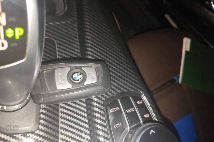 BMW 3 Series 2019 #10 BMW 3 Series 2019 car image #10