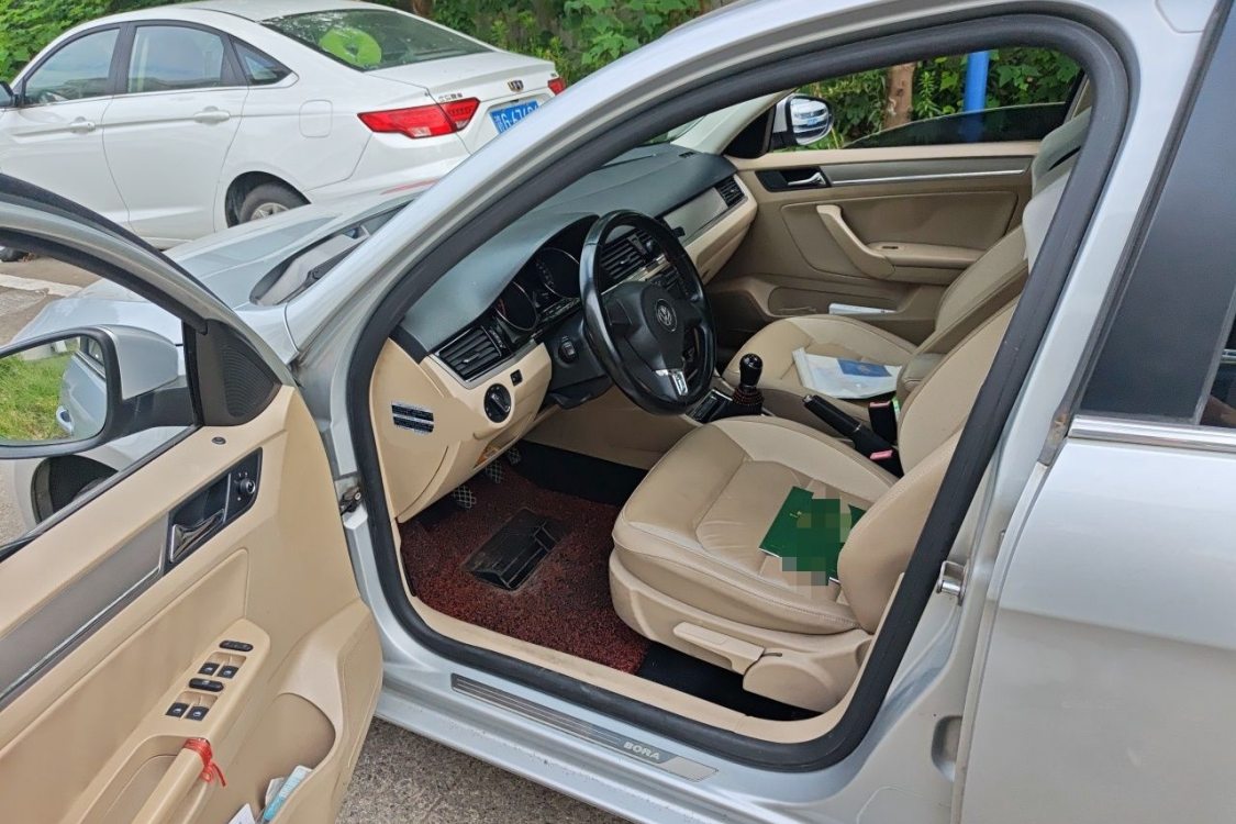 Volkswagen Bora 2014 صورة سيارة #23