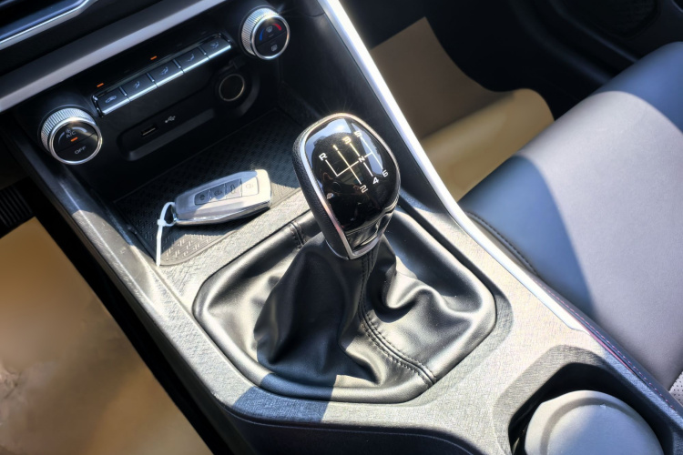 GEELY Coolray 2022 #21 GEELY Coolray 2022 immagine di auto #21