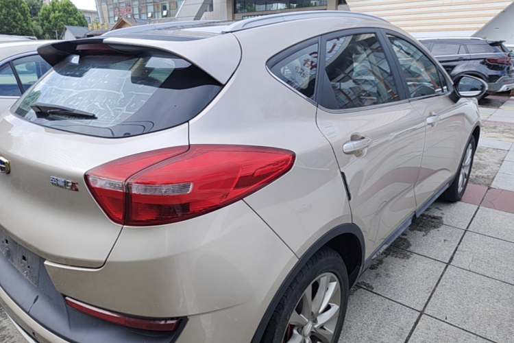 GEELY Emgrand GS 2018 car image #7