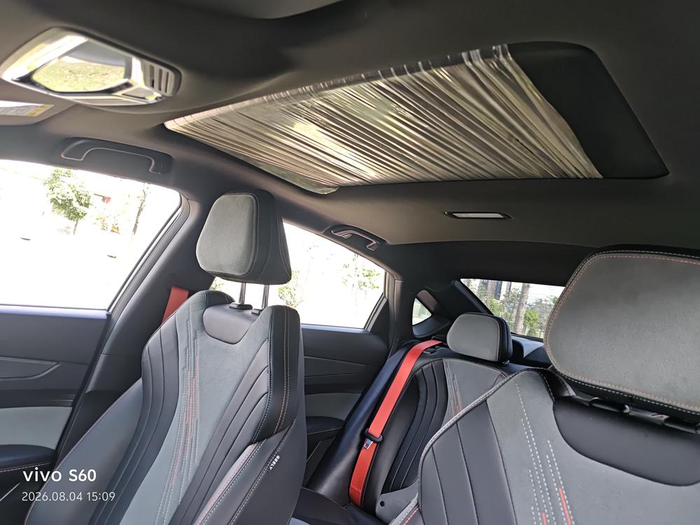 GEELY Binray 2022 car image #17