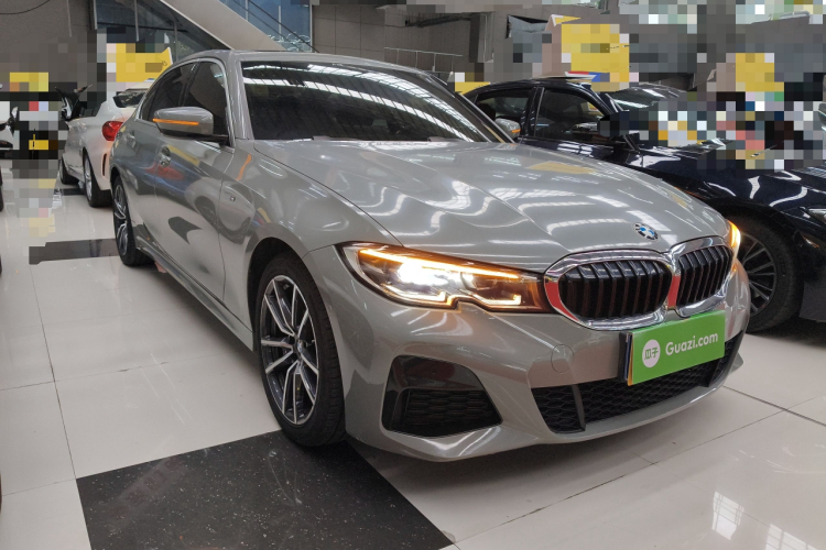 BMW 3 Series 2020 car image #4