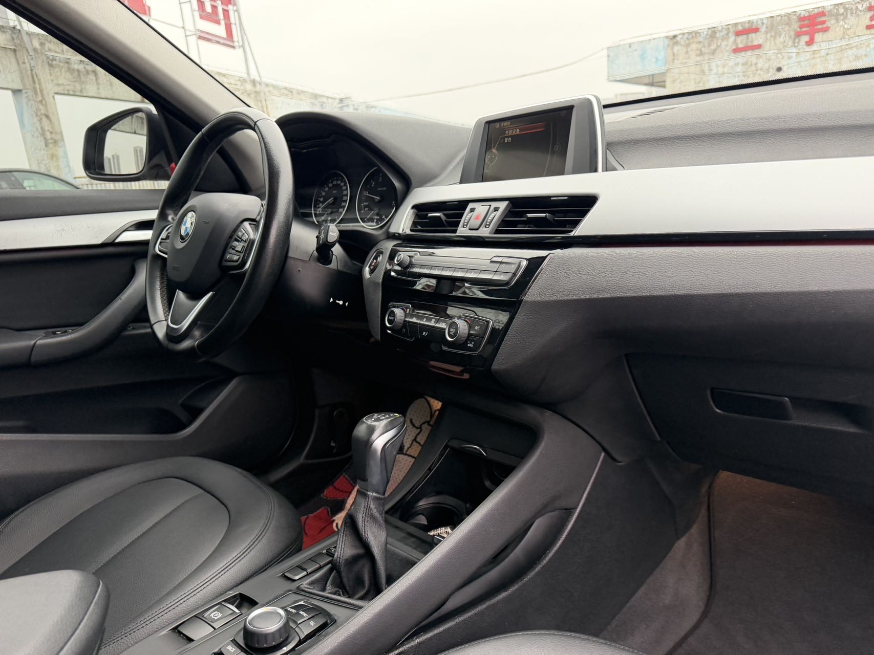 BMW X1 2017 car image #14