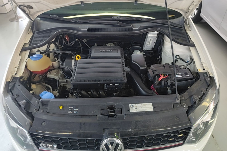 Volkswagen Polo 2015 #20 Volkswagen Polo 2015 car image #20