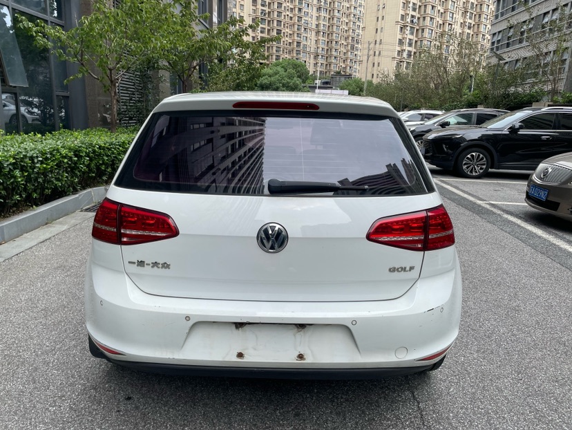 Volkswagen Golf 2016 car image #5
