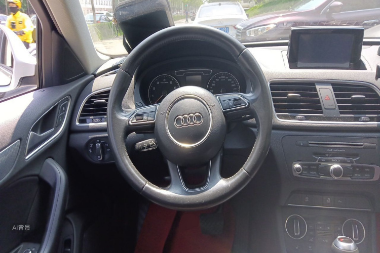 Audi Q3 2017 immagine di auto #12