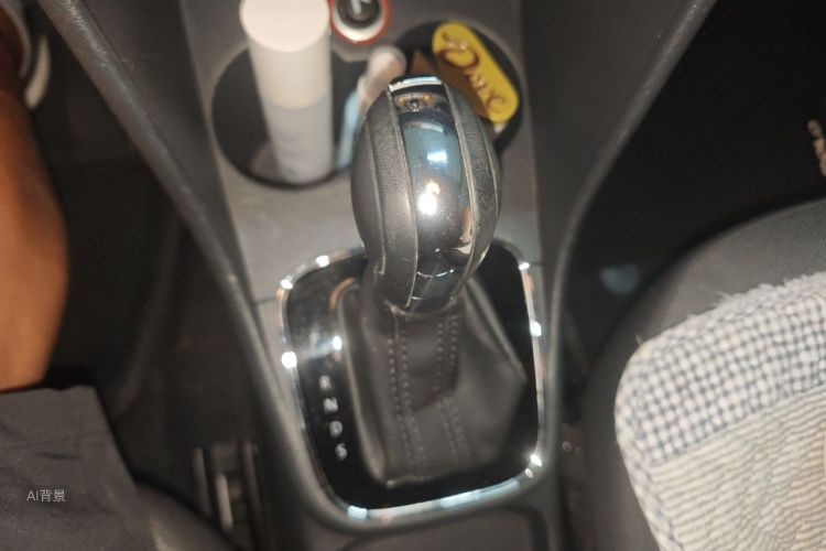 Volkswagen Polo 2018 car image #16