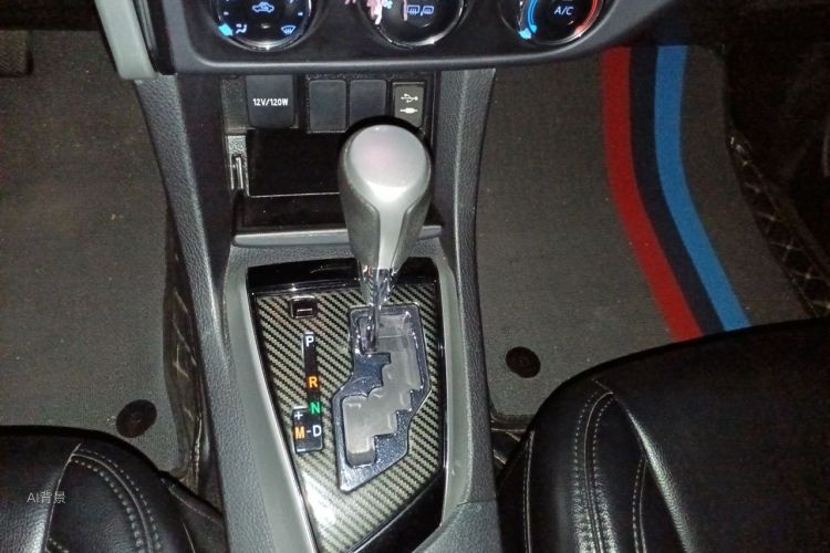 Toyota Corolla 2018 car image #16