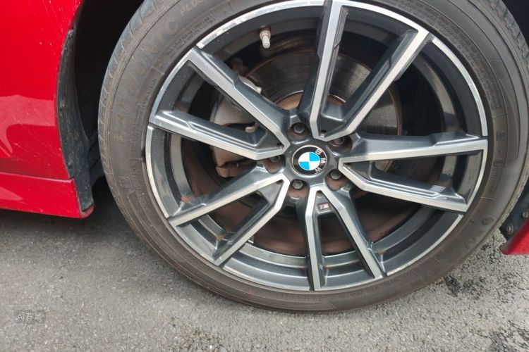 BMW 3 Series 2020 #9 BMW 3 Series 2020 car image #9