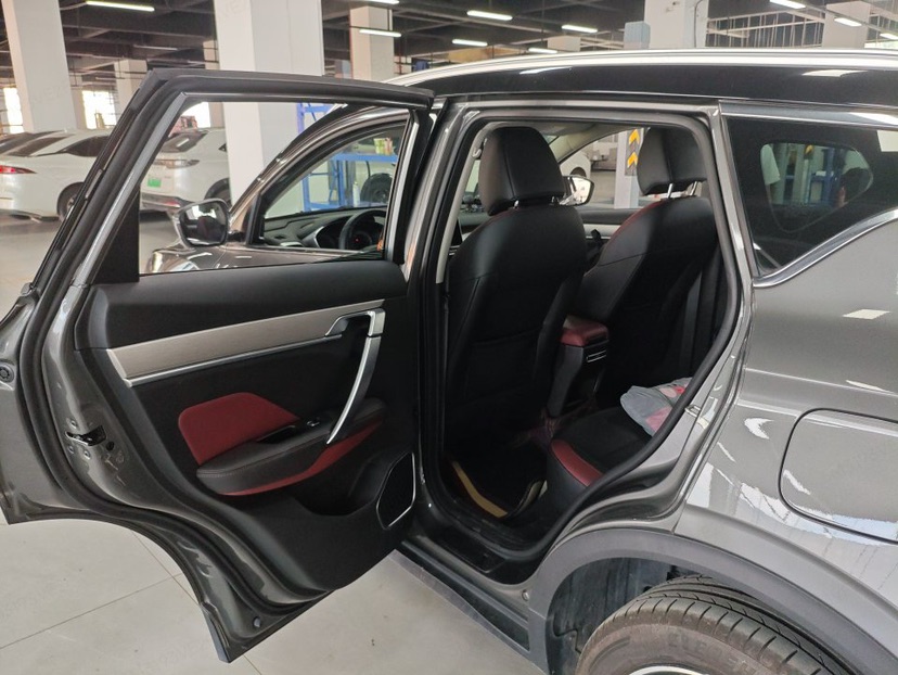 GEELY Coolray 2021 immagine di auto #6