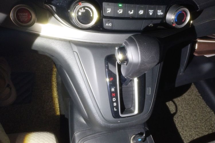Honda CR-V 2017 car image #14
