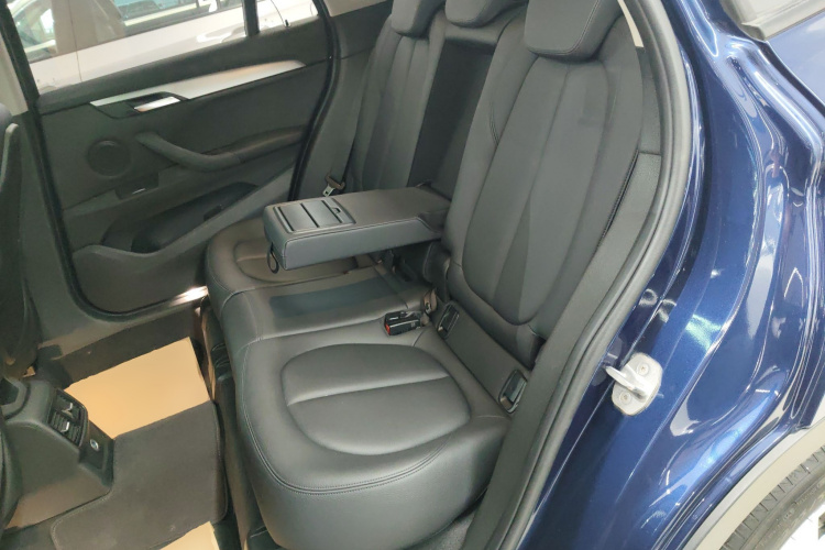 BMW X1 2017 imagen de coche #17