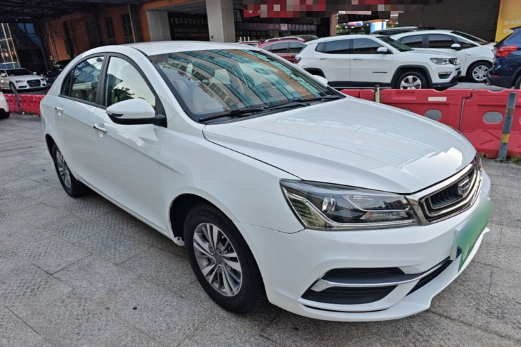 GEELY Emgrand 2019 #4 GEELY Emgrand 2019 car image #4