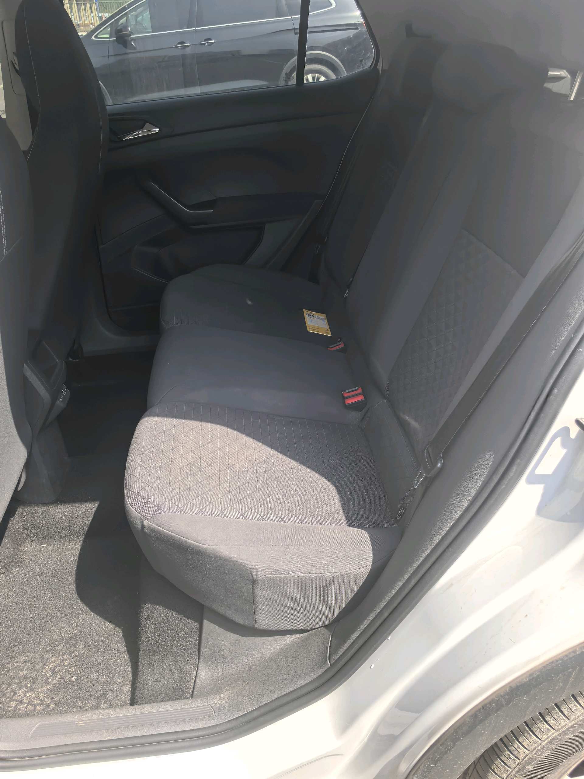 Volkswagen T-Cross 2023 car image #7