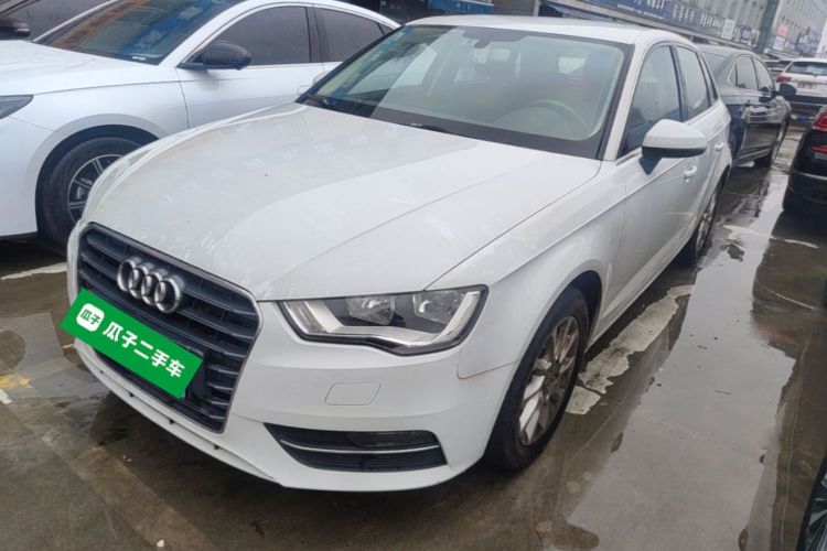 Audi A3 2017 car image #2