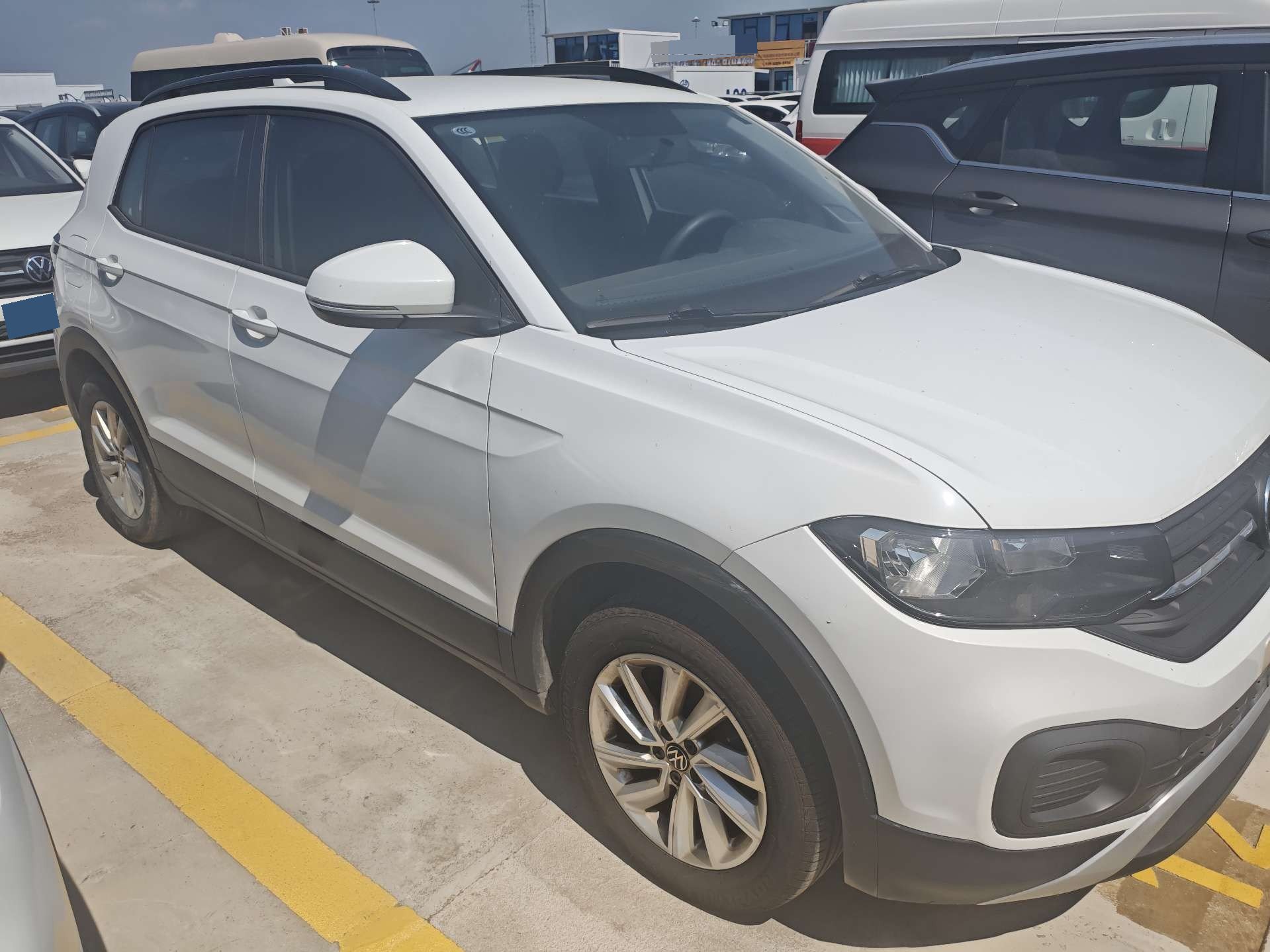Volkswagen Tacqua 2023 car image #7
