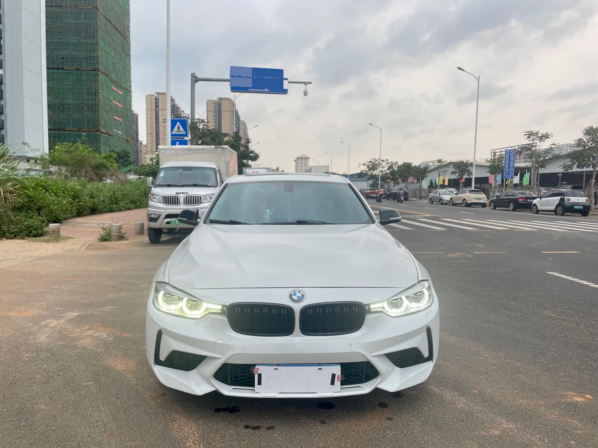 BMW 3 Series 2017 car image #2