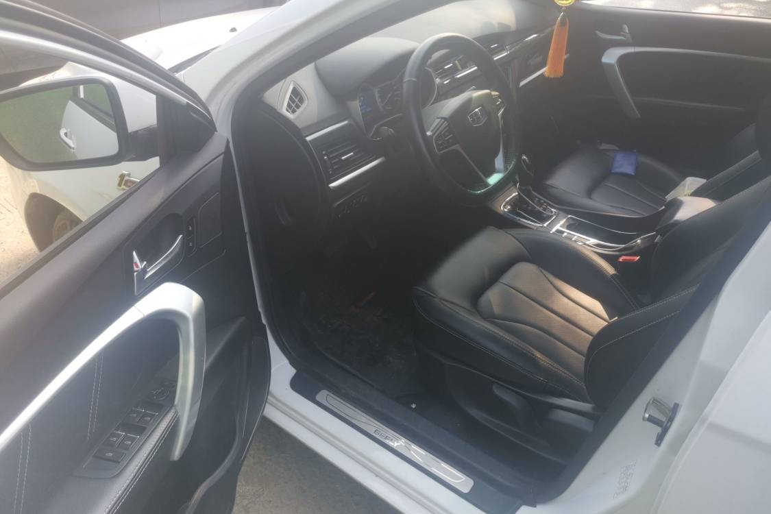 GEELY Emgrand 2016 #23 GEELY Emgrand 2016 car image #23