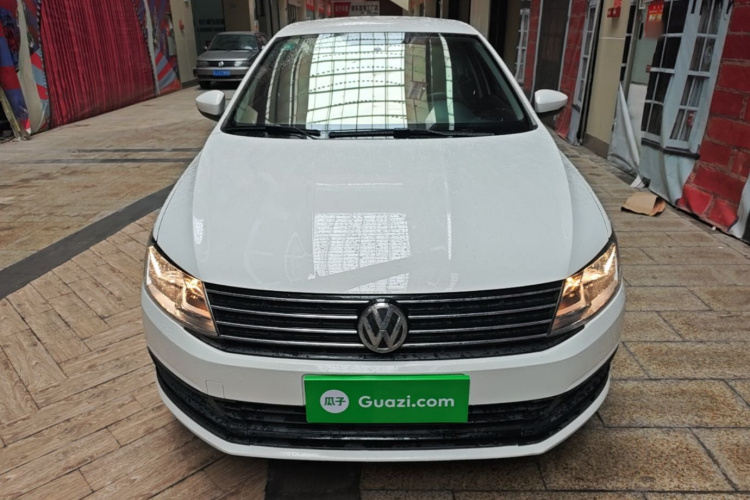 Volkswagen Lavida 2017 car image #3