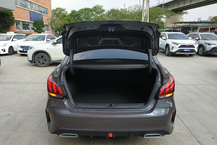 MG 5 2022 image de voiture #19