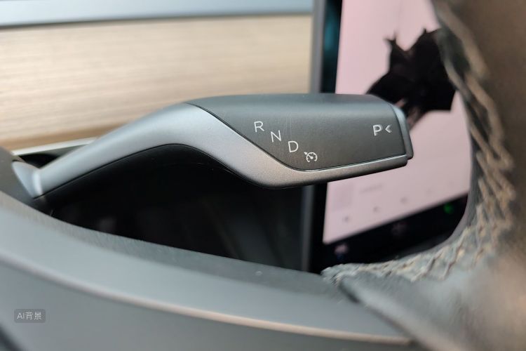 Tesla Model Y 2021 #16 Tesla Model Y 2021 car image #16