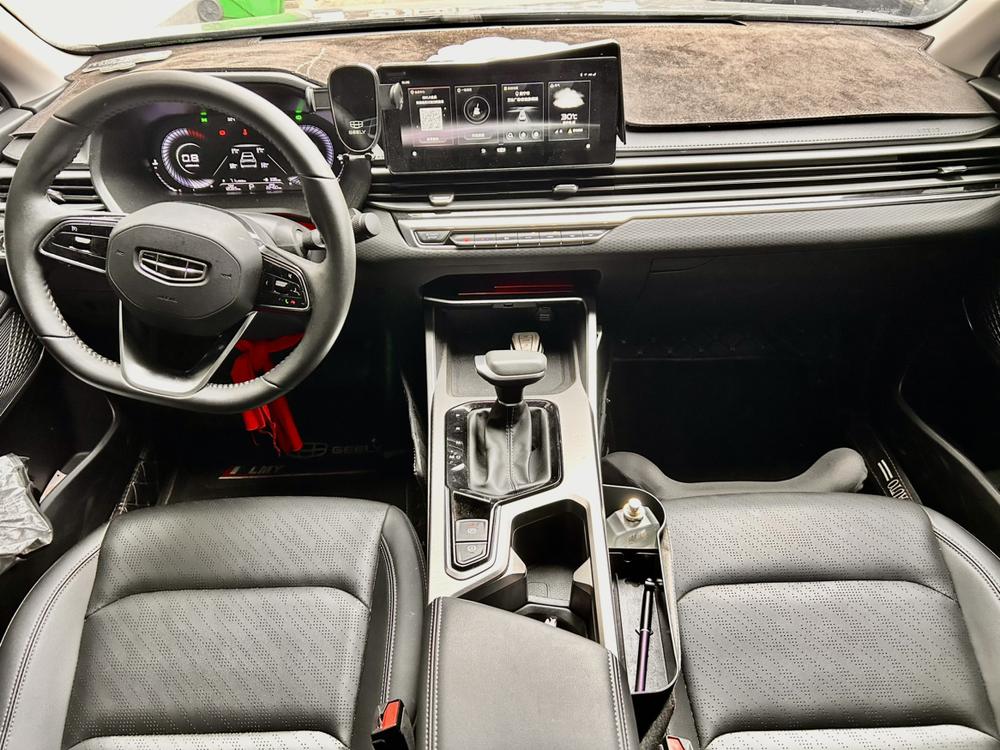 GEELY Emgrand 2023 car image #9