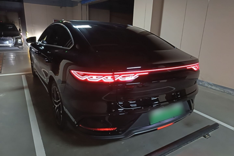BYD Han 2024 car image #5