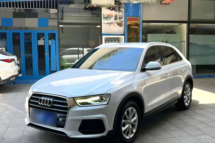Audi Q3 2018 #4 Audi Q3 2018 car image #4